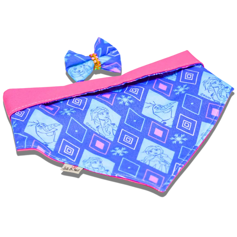 Bandana para cachorro com estampa Frozen, azul clara e confortável